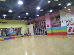 -米高蓝斯克国际轮滑中心(中铁建店)