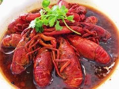 -扒虾小妹儿麻辣海鲜(宏图街店)