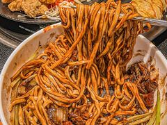 -军硕烤肉·部队火锅(二七万达店)