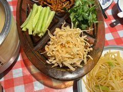 -老郑家东北春饼(龙悦居店)