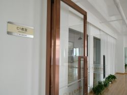 -亚太瑜伽普拉提学院