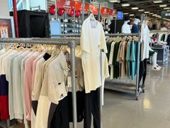 -上品折扣(回龙观店)