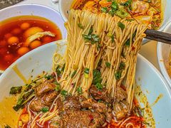 -李与白包子铺(桐梓林店)