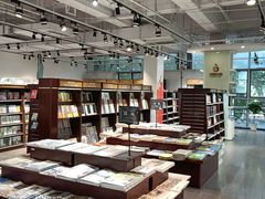 -新华书店(新街口旗舰店)