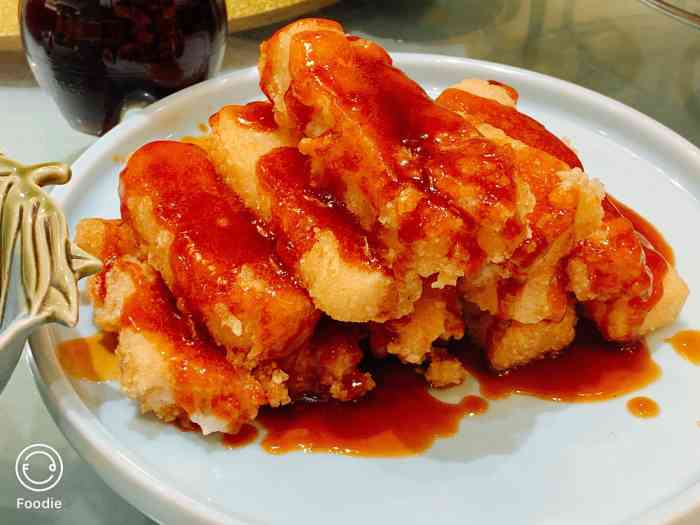 红尖椒食府(红军大街店)-"第一次来这里,这附近的大饭店并不多,这家.