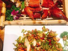 -老滇山寨•云南特色菜•地方菜•民族风情歌舞表演(金碧店)