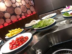 -钱小主·自助回旋烤肉火锅餐厅(东方新天地店)