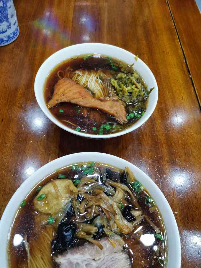 东吴面馆(泰元路店)-"这家店由于离我公司比较近,所以经常被选为.