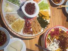 -怪噜范·老贵阳街头名小吃(汇金星力城店)