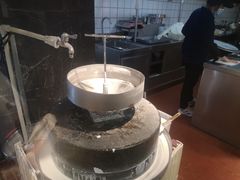 -呷佬·长沙手工米粉(金沙江路店)