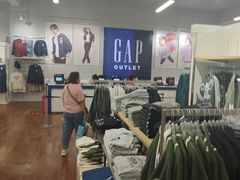 -GAP(王府井奥莱·香江小镇店)