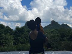 -英德宝晶宫天鹅湖茶语温泉