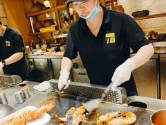 -雍和会海鲜姿造自助(湖东路店)