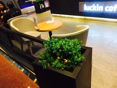 -luckincoffee瑞幸咖啡(香港名店街店)