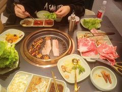 -梨花甄选自助烤肉(小寨原力场店)