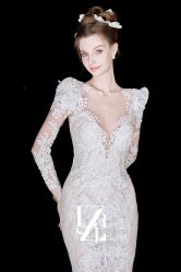 -Renee芮亦婚纱(原丽莎)