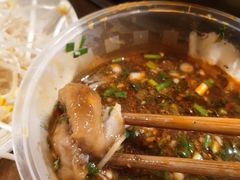 -肖肖酸萝卜鱼火锅(总店)