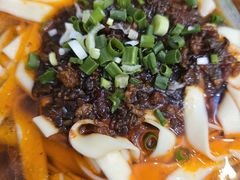 -雷祖芳老妈蹄花店