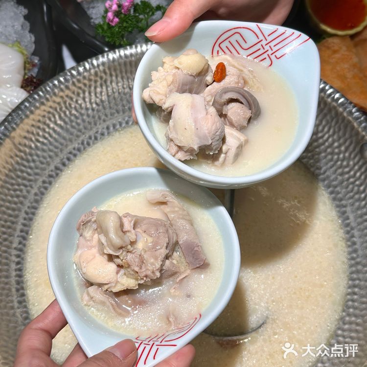 捞王火锅，真是猪肚鸡的天花板啊🤎🤎