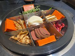 九宫格锅底-重庆古老火锅