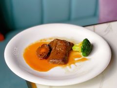 鲍汁扣鲜鲍配黑豆腐-岁粤Moon·湖景餐厅(月光码头店)