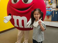 -m豆巧克力世界(上海世茂广场店)