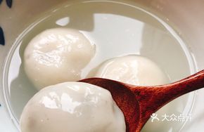 Handmade Glutinous Rice Balls with Fillings
