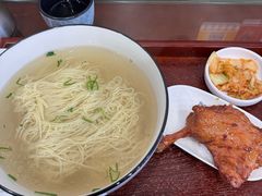 -百年老字号·观振兴蟹黄面·三虾面·苏式面(观前街富仁坊巷店)