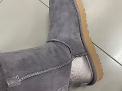 -UGG(燕莎奥特莱斯购物中心店)