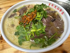 -文山荷鲜居(翠湖店)