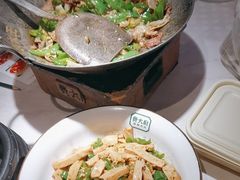 -费大厨辣椒炒肉(黄兴中心广场店)