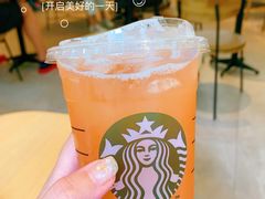 -星巴克臻选(上海淮海百盛购物中心店)