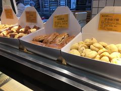 -鲍师傅糕点(江苏路店)