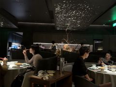 -左庭右院鲜牛肉火锅黑金店(陆家嘴中心店)