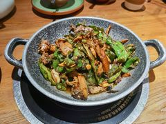 -吃饭皇帝大土家民族菜(正大广场店)