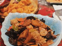 -鱼满舱·鲜活海鲜·正宗鲁菜