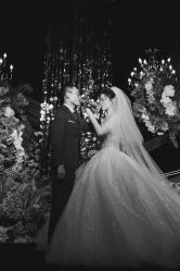 -爱情木马婚礼定制·双清湾水街礼宴高端私人婚礼