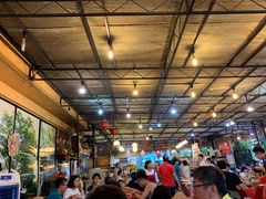 -大树下海鲜饭店
