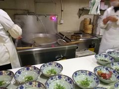 -老新隆牛肉锅贴(新街口店)