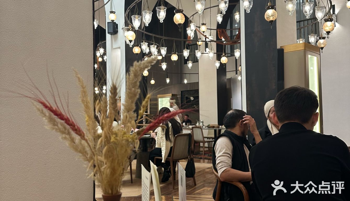 翻遍猫途鹰和大众在酒店边上找到这家神仙餐厅