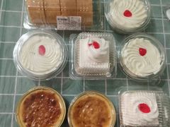 -红宝石·鲜奶小方·海派西点房(莘庄龙之梦店)