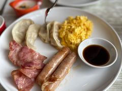 -必胜客(证大大拇指店)