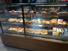 面包甜点陈列柜-星巴克(凯德晶萃店)