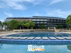 -上海滴水湖皇冠假日酒店