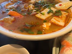 -大头虾越式风味餐厅(光明广场店)