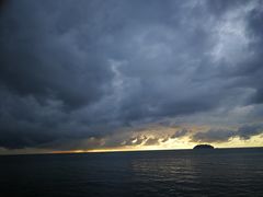 -Sunset Bar(丹绒亚路香格里拉店)