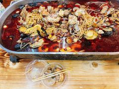 -老东镇啤酒屋海鲜加工·蒸汽海鲜·海鲜烧烤(台东店)