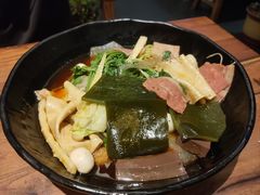 -万记麻辣烫国展总店