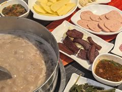 -四季喧黔味豆米火锅(万达广场店)