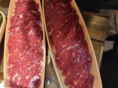 -左庭右院鲜牛肉火锅(金山万达店)